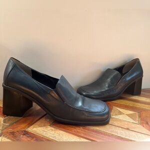 Vintage Karen Scott Chunky heeled leather shoes